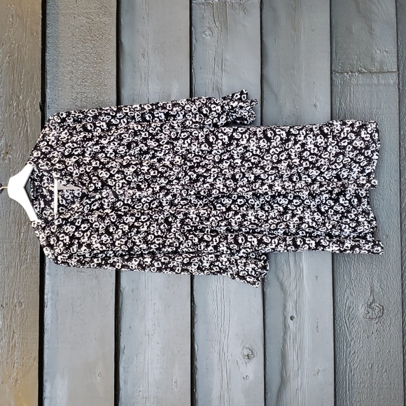 Floral Dress - Picture 6 of 12